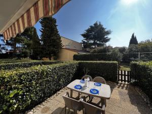 Vonkajšia záhrada v ubytovaní Studio cabine avec Jardin Privatif, Plage et Commerces à 300m - 4 Couchages, Argelès-sur-Mer - FR-1-388-214