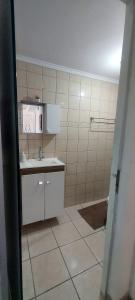 Dapur atau dapur kecil di Apartamento Centro de Rio Grande