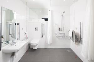 Bagno di Point A Hotel Dublin Parnell Street