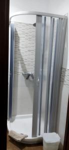 A bathroom at BB dalla zia