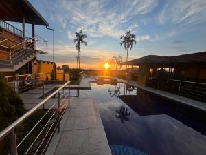 Bazén v ubytování Ecohotel Guaduales Nature nebo v jeho okolí