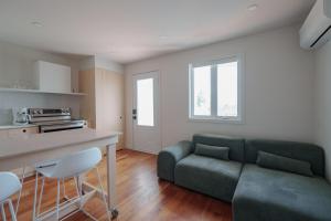 Una cocina o zona de cocina en Chalets OST Shefford FORFAIT GROUPE