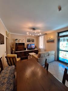 TV o dispositivi per l'intrattenimento presso Casa Luciana - Comfort a Lucca con Parcheggio