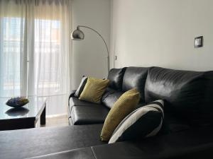 Posedenie v ubytovaní Suite Apartment City Center - Aloha Sevilla