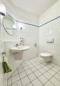 Koupelna v ubytování Cozy Ground Floor Retreat in Marx