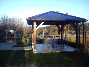 Vonkajšia záhrada v ubytovaní Guest House Buk Rastoke