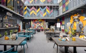 Restaurace v ubytování Coliwo Trois - Kharadi