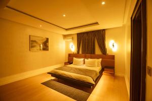 Voodi või voodid majutusasutuse Db Continental Loft Apartment toas
