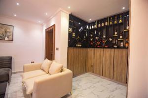 Istumisnurk majutusasutuses Db Continental Loft Apartment