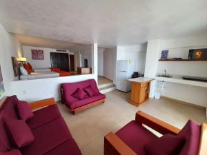 Katil atau katil-katil dalam bilik di Amazing Ocean View! Access to the pool & the beach +27 gambar