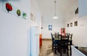Kuchyň nebo kuchyňský kout v ubytování B&B RELAX + 29 fotografií