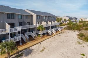 Το κτήριο όπου στεγάζεται  η παραθεριστική κατοικία