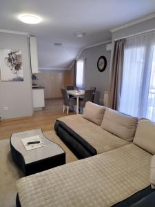 Istumisnurk majutusasutuses Apartman Ana