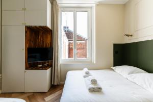 Foto dalla galleria di COZETT'HOME - STUDIO Chics & Modernes - 2 pas du Cirque Jules Verne - ad Amiens