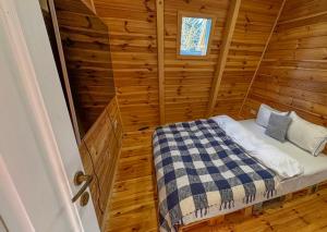 Postel nebo postele na pokoji v ubytování Horizons by PeaksView Chalets