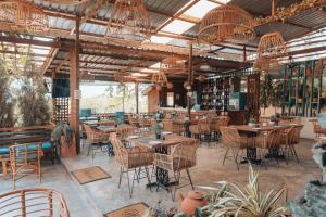 Imagen de la galería de Sealine View Hospitality Centre, en Oblogo