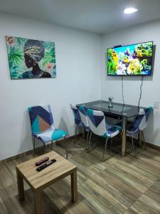 TV a/nebo společenská místnost v ubytování Amoblado Norte oncológico CTIC