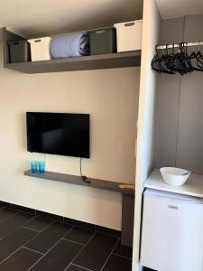 Kuchyňa alebo kuchynka v ubytovaní Résidence Port Soleil Bâtiment B3 - Studio 2 pers. - Résidence Port Soleil MAE-4634