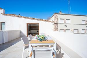 Balkón nebo terasa v ubytování The Nest Masia Can Tiranasi Relájate y Disfruta Escapada con Encanto Cerca de Barcelona- + 37 fotografií