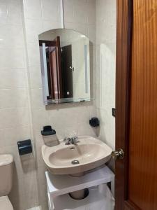 Koupelna v ubytování Piso Artur III UNIVERSIDAD