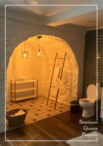 Ένα μπάνιο στο Boutique Quinta Physalis