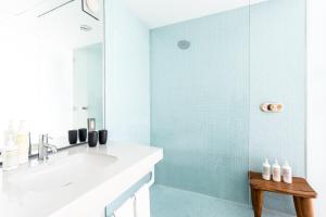 Gambar di galeri bagi Frame Hotel - Treehouse di Austin