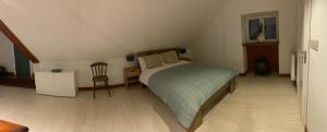 Uma cama ou camas num quarto em Top Deck