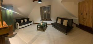 Uma cama ou camas num quarto em Top Deck