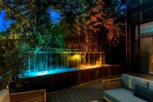 Bazén v ubytování Frame Hotel - Treehouse nebo v jeho okolí