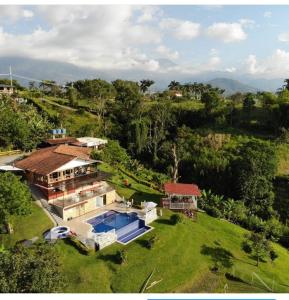 Bassein majutusasutuses Hotel Chalet San Juan de Ticlan või selle lähedal