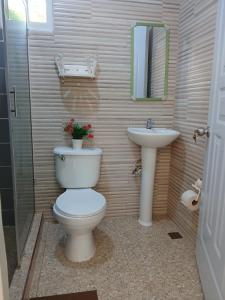 Ένα μπάνιο στο SDQ Apartment Marbella 4