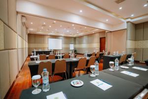 Nápoje v ubytování Praja Hotel