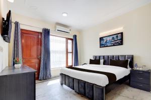 Galeriebild der Unterkunft 3BHK Luxury Apartment- LOTUS INN in Gurgaon