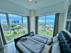 La Mirada Residences Sea-view Suites的休息区