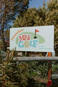 Seafront Hotel Kangaroo Island的证书、奖牌、标识或其他文件