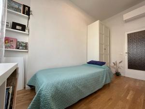 Postel nebo postele na pokoji v ubytování Solely elegante Trilocale vicino Firenze