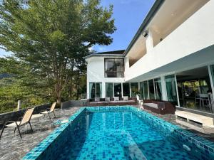 Πισίνα στο ή κοντά στο Ananda Place