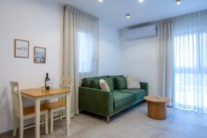 סקנד פלור סוויטה מודרנית מפנקת ברמת הגולן的休息区