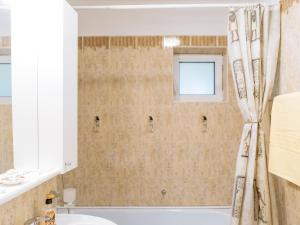 Et badeværelse på Herastrau Park Studio - Bucharest Business District - Arancia + 41 billeder