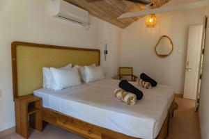 Ένα ή περισσότερα κρεβάτια σε δωμάτιο στο Gorgeous 3 Bed Villa, Private Pool, 250m To Beach +22 φωτογραφίες