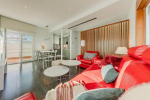 A seating area at Stay U-nique Apartments Eslava