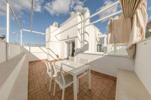 A balcony or terrace at Stay U-nique Apartments Eslava