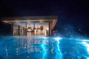 Bazén v ubytování Bachgut - Das Resort am Berg nebo v jeho okolí