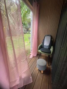 Zahrada ubytování Charmant chalet avec jacuzzi, L'île Ô Vert