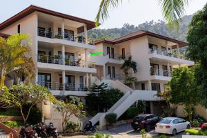 Bygningen som lejligheden ligger i + 7 billeder