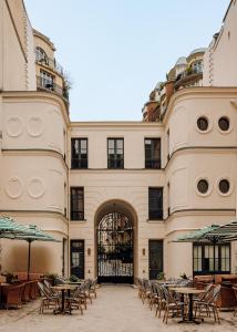 Budova, kde se hotel nachází