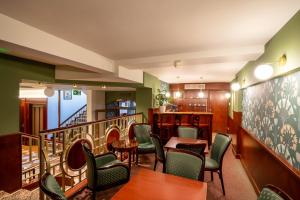 Posedenie v ubytovaní Hotel Secesja