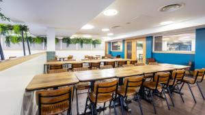 Summer Stays at The University of Edinburgh餐厅或其他用餐的地方