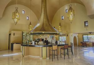 Restaurace v ubytování Hôtel Le Semiramis Marrakech by Bravia Hotels
