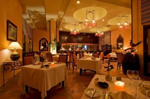 Restaurace v ubytování Hôtel Le Semiramis Marrakech by Bravia Hotels